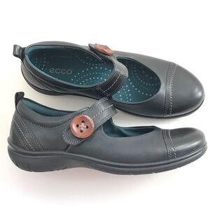 Ecco Women's Black Mary Jane Shoes